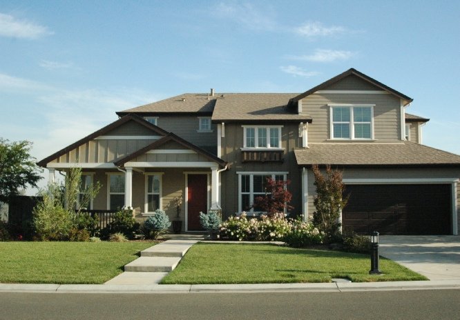 Two-Story Home Exterior painted by Wall 2 Wall Painting